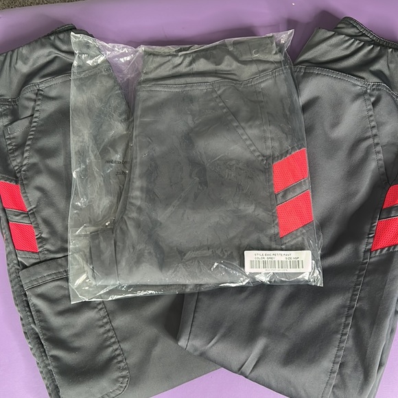 Grey and red European wax center scrubs - Picture 3 of 3